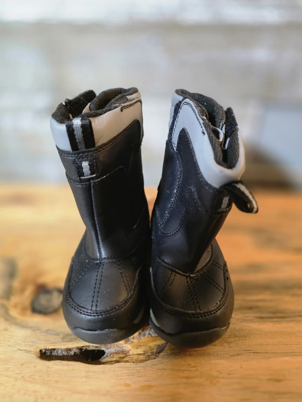 Kids Black Winter Boots with Gray Accent - Youth Waterproof Warmth